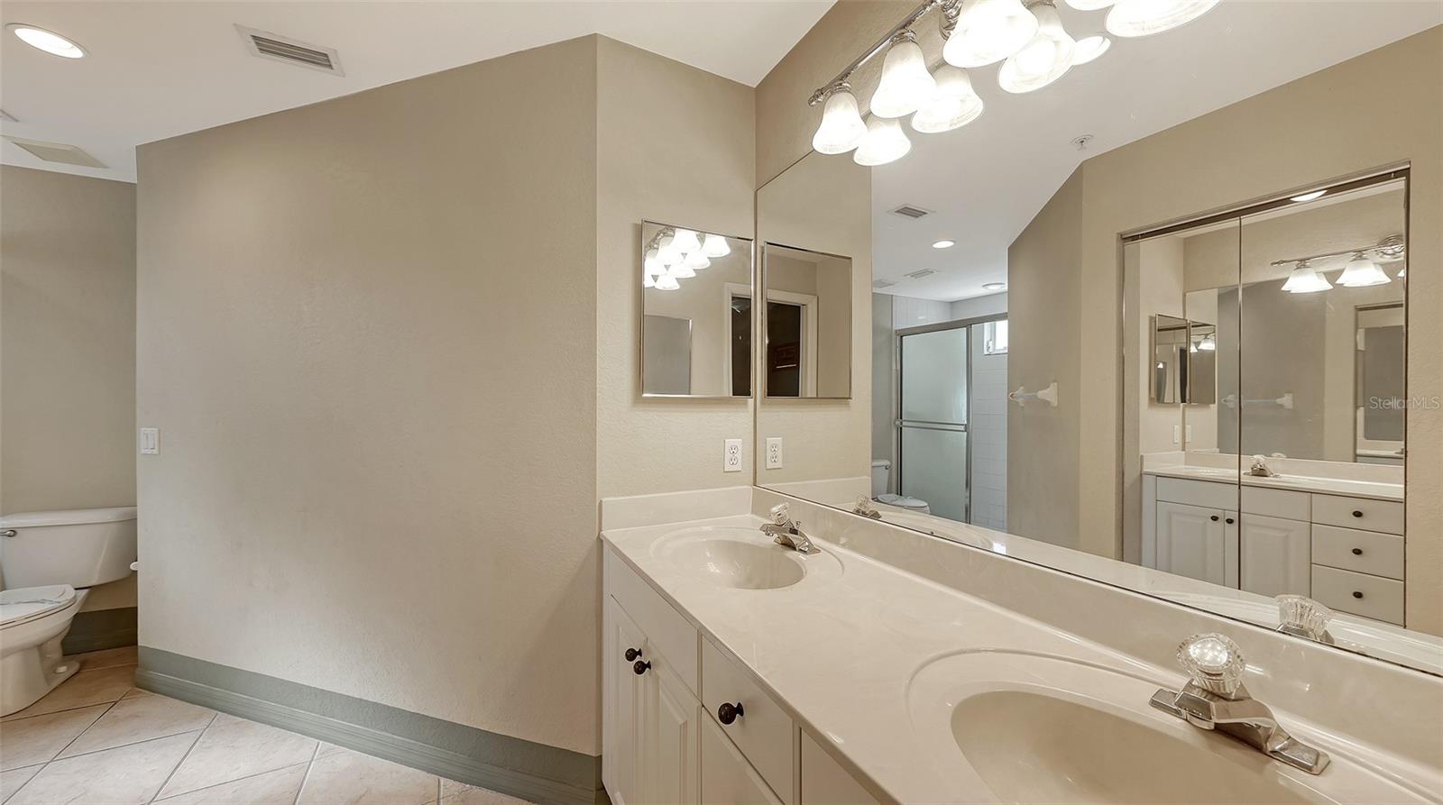 7641 SWEETBAY CIR #7641