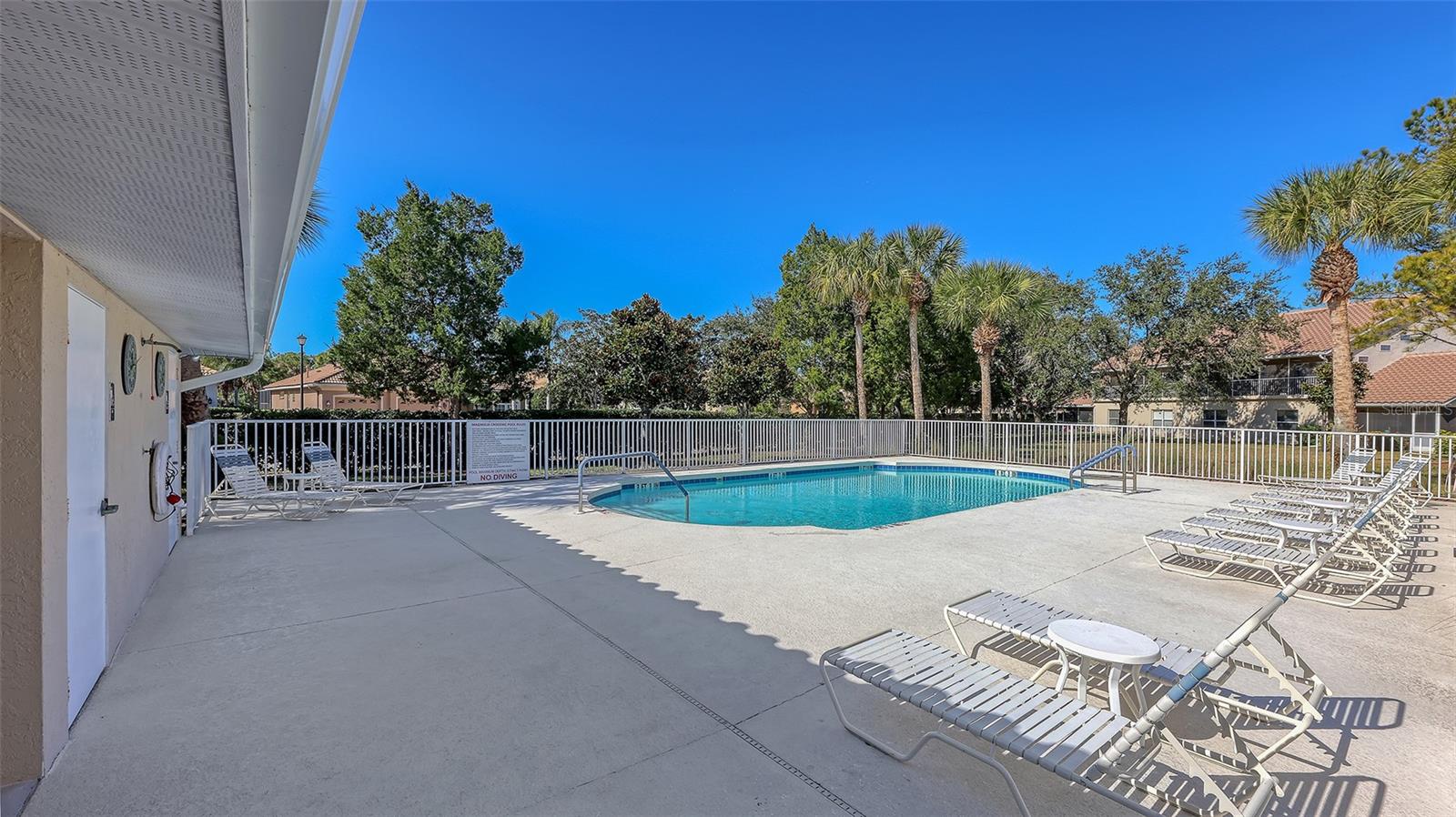 7641 SWEETBAY CIR #7641