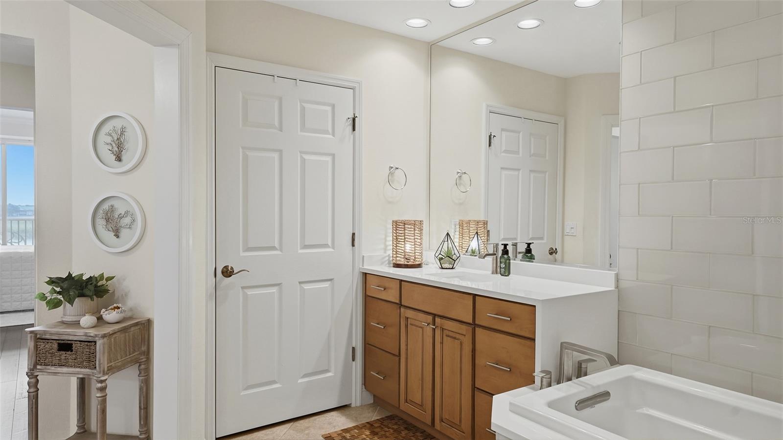 6340 WATERCREST WAY #301