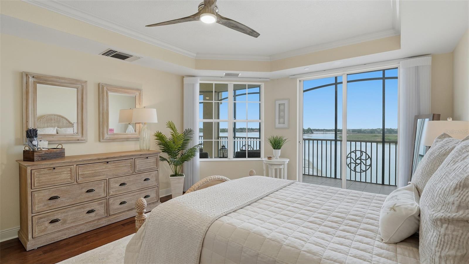 6340 WATERCREST WAY #301