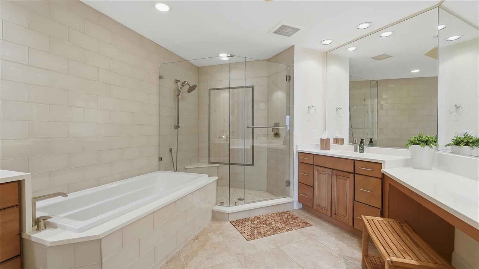 6340 WATERCREST WAY #301