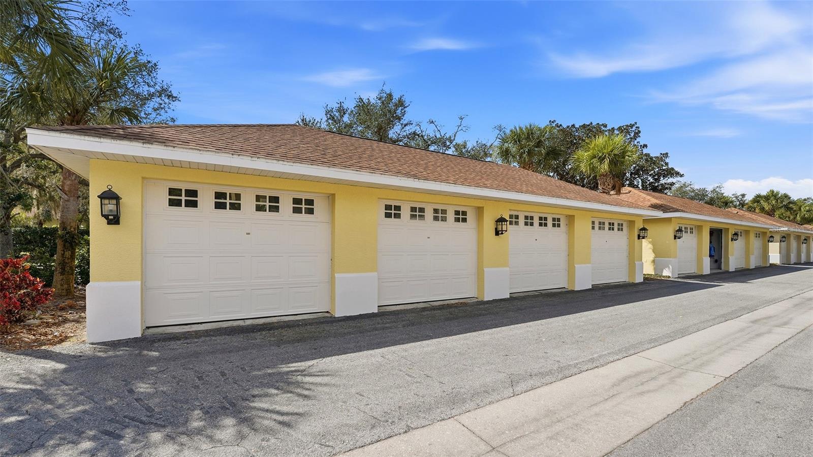 5605 KEY WEST PL #5605 B-01