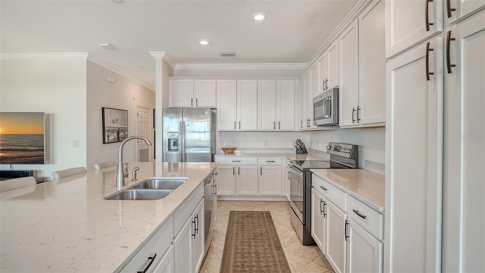 1010 TIDEWATER SHORES LOOP #406