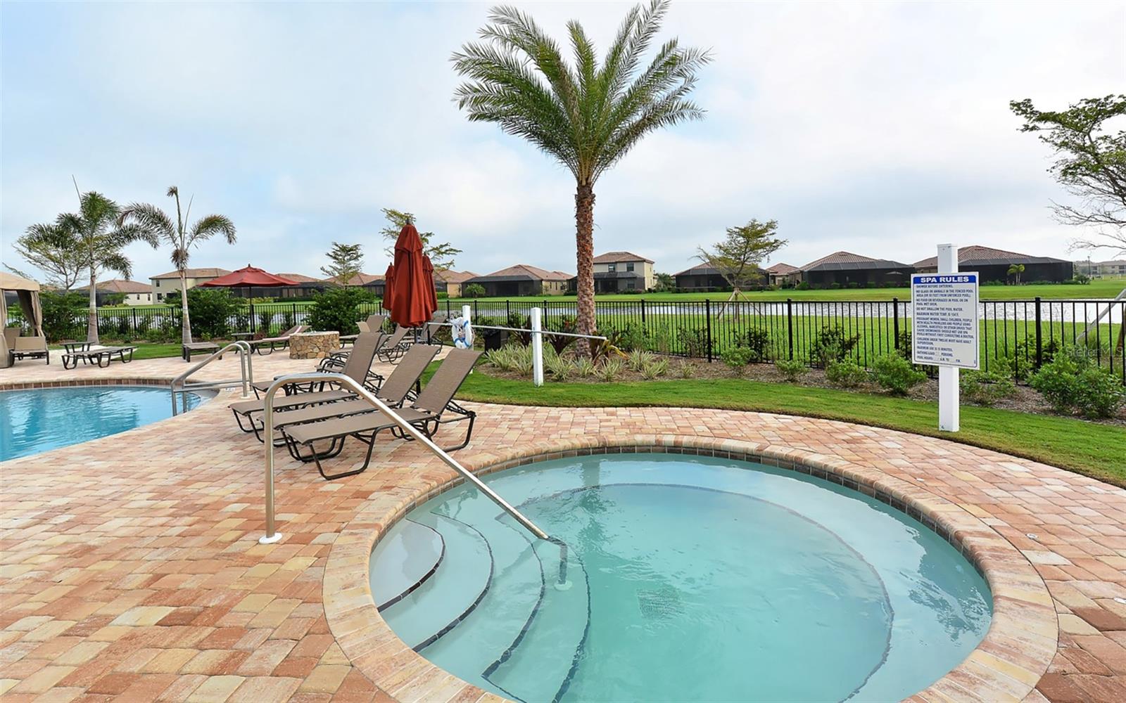 6517 WILLOWSHIRE WAY