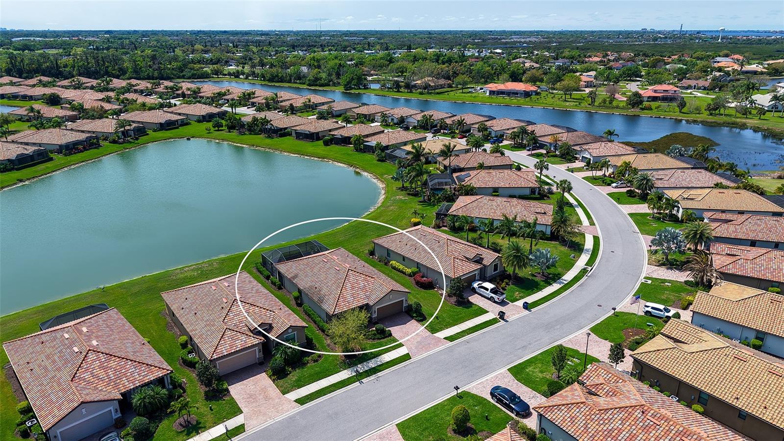 6517 WILLOWSHIRE WAY