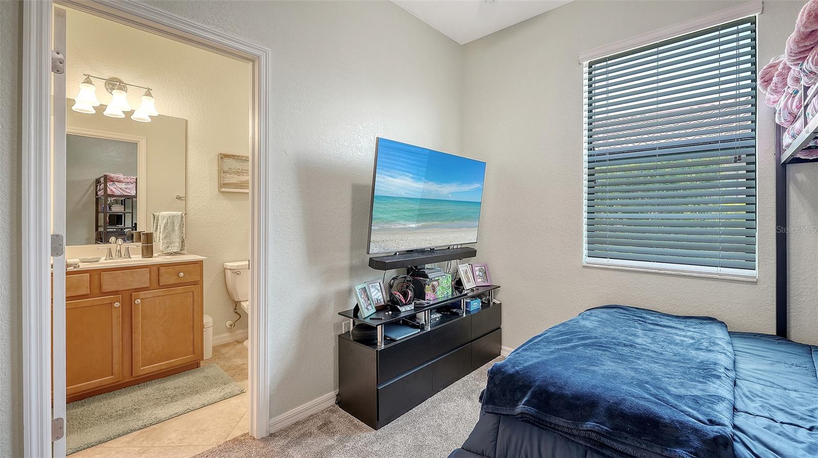 6517 WILLOWSHIRE WAY