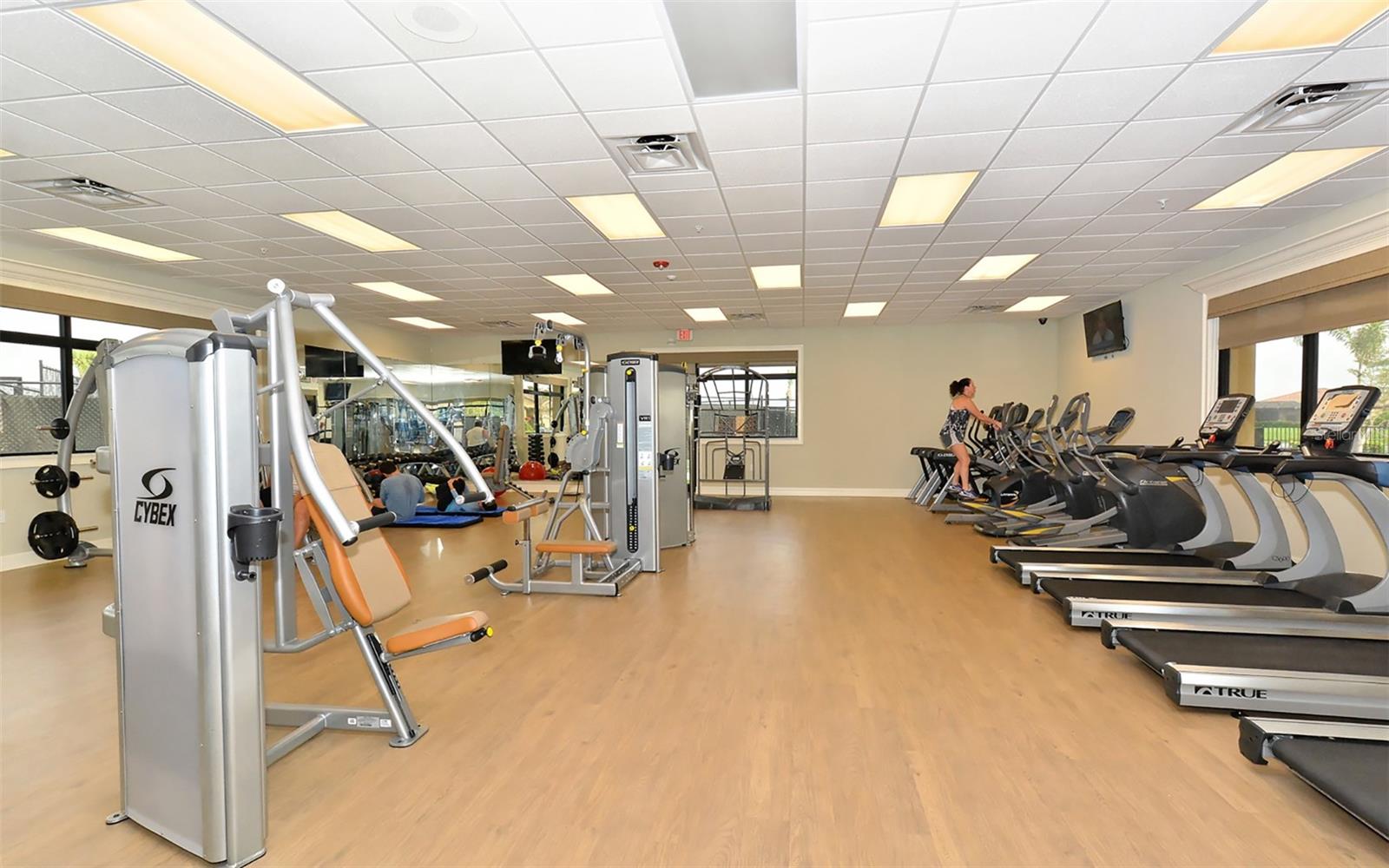 6517 WILLOWSHIRE WAY