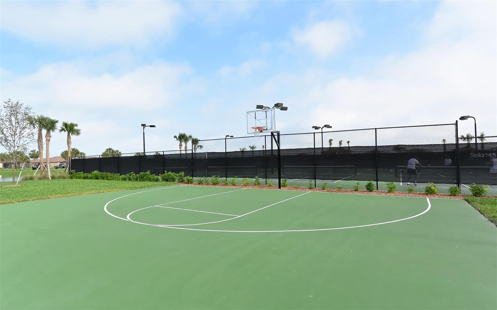 6517 WILLOWSHIRE WAY