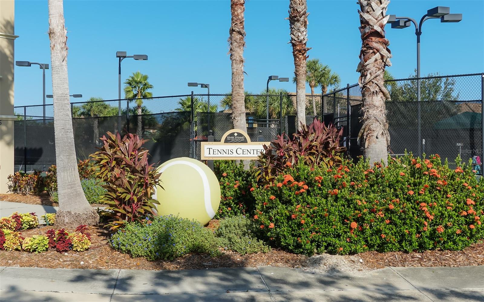 6517 WILLOWSHIRE WAY