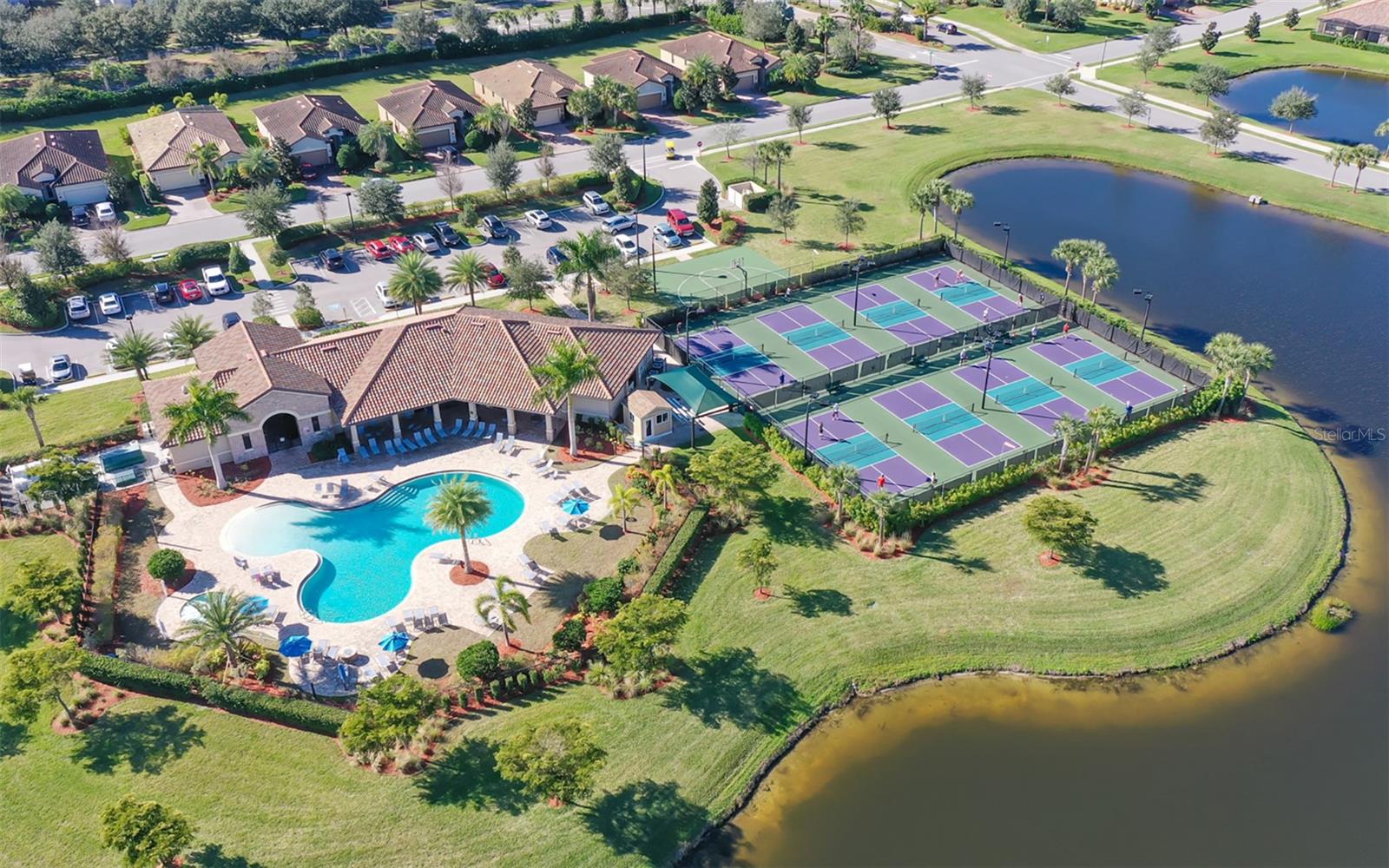 6517 WILLOWSHIRE WAY