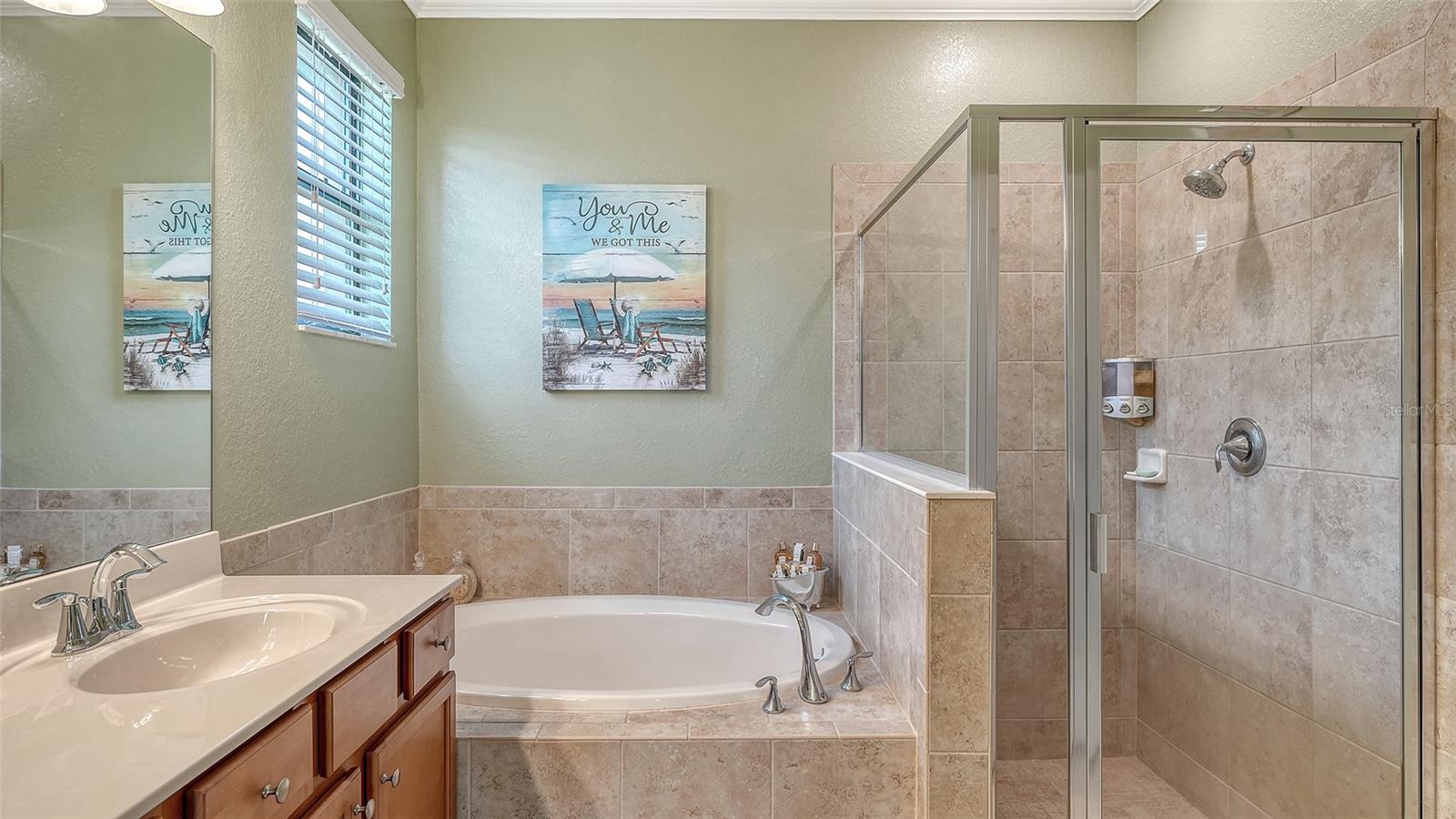 6517 WILLOWSHIRE WAY