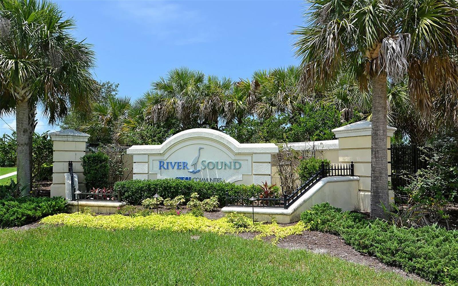 5303 TIDE POINT WAY