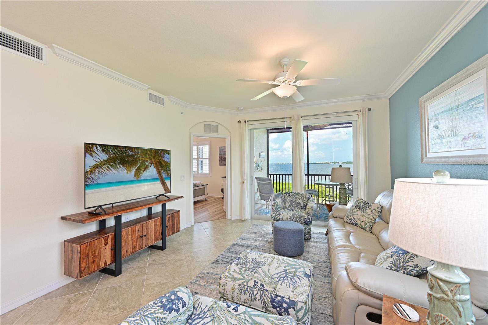 910 TIDEWATER SHORES LOOP #208