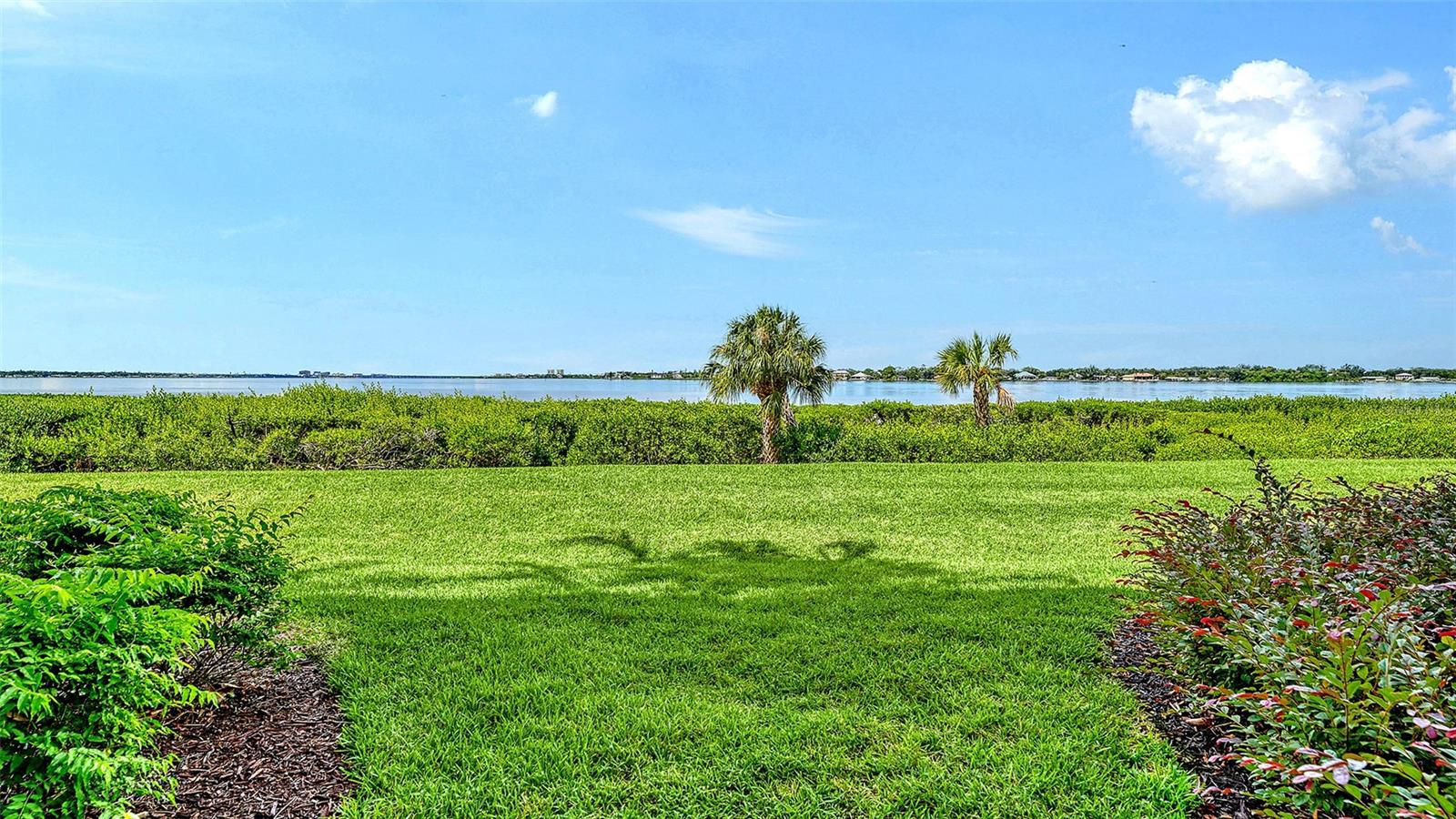 1030 TIDEWATER SHORES LOOP #105