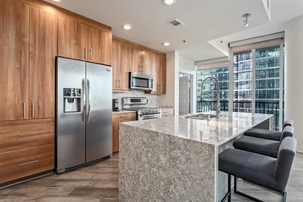 1080 Peachtree Street NE Unit 910