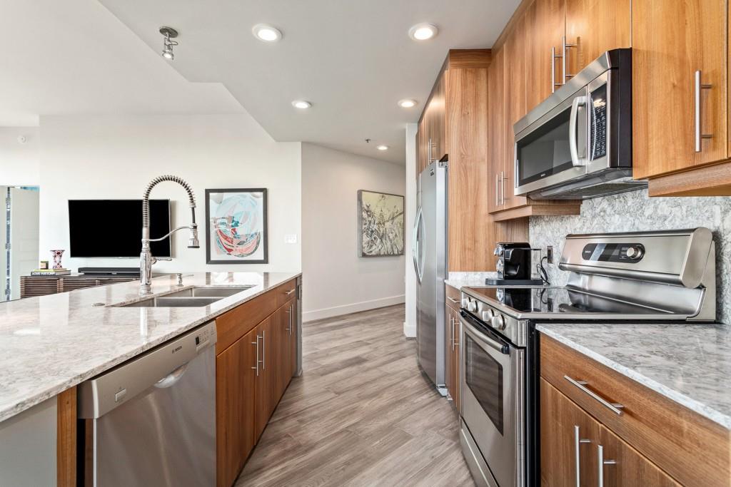 1080 Peachtree Street NE Unit 910