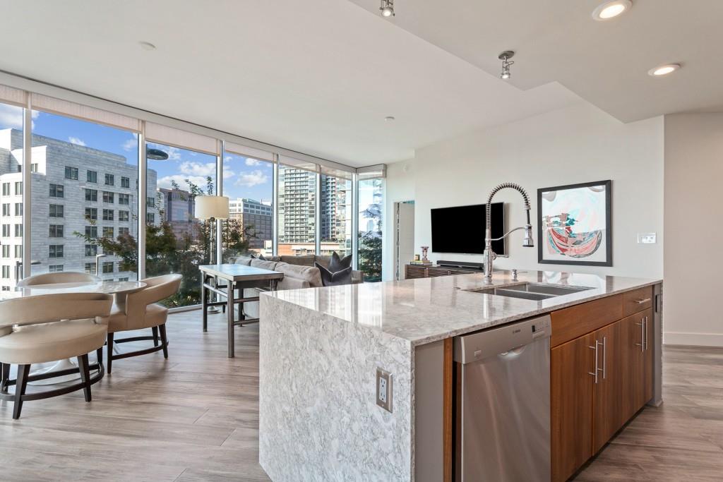 1080 Peachtree Street NE Unit 910