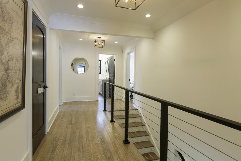 660 Old Ivy