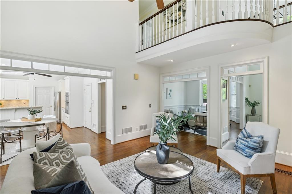 1004 Fairway Estates NE