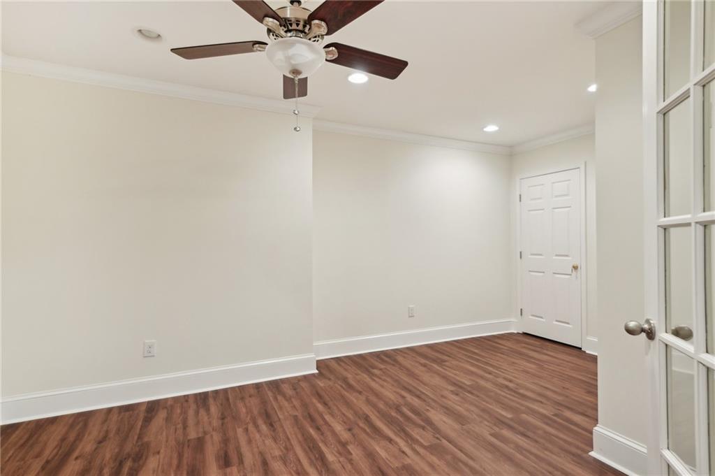 1004 Fairway Estates NE