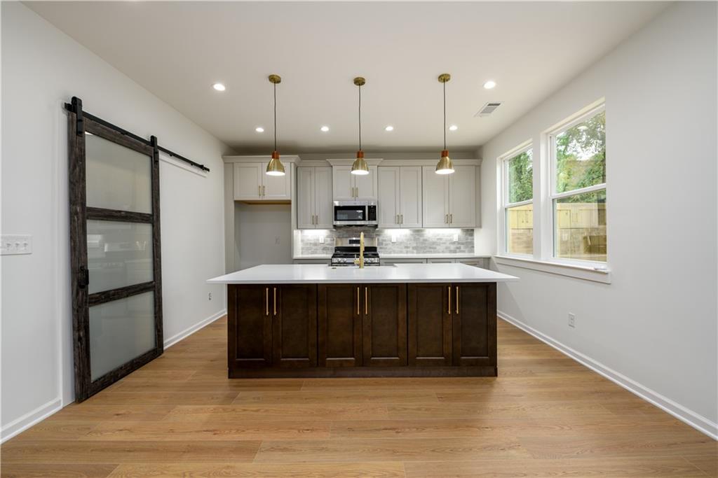 28 Johnson Road NW