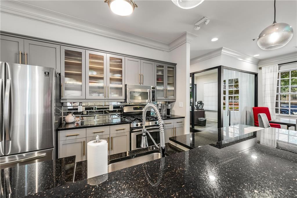 1055 Piedmont Avenue NE Unit 215
