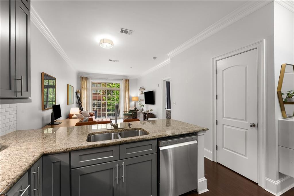 1055 Piedmont Avenue NE Unit 215