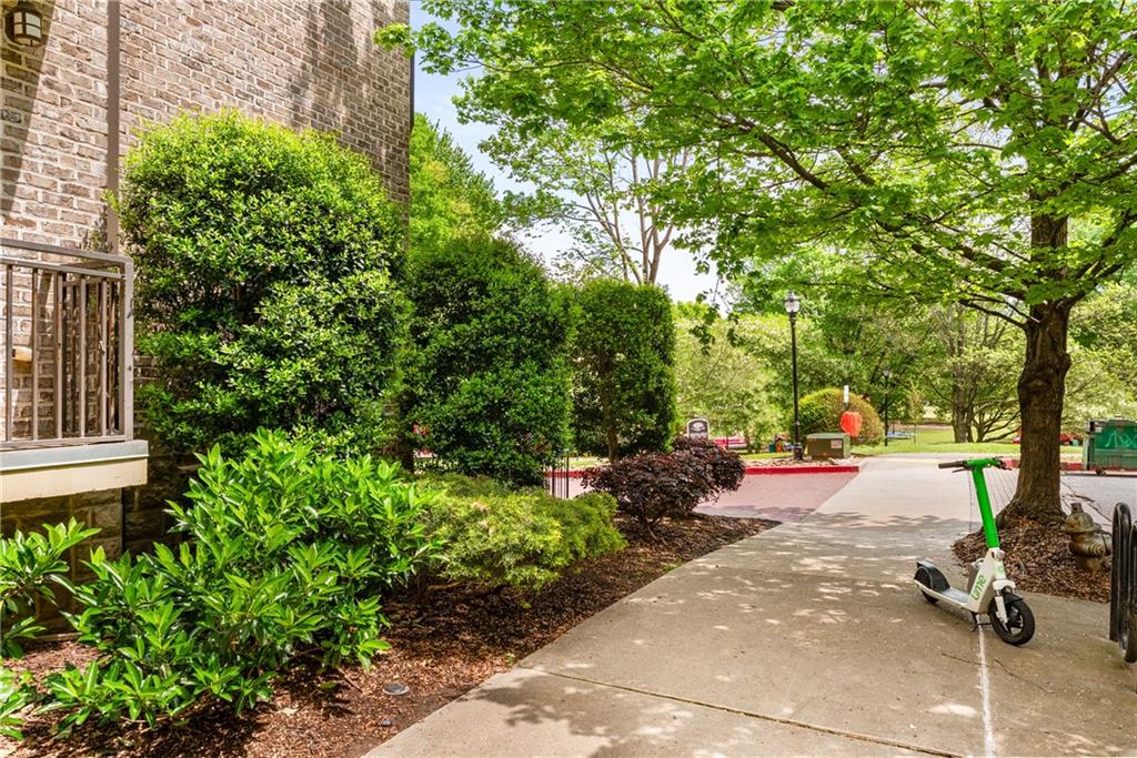 1055 Piedmont Avenue NE Unit 215