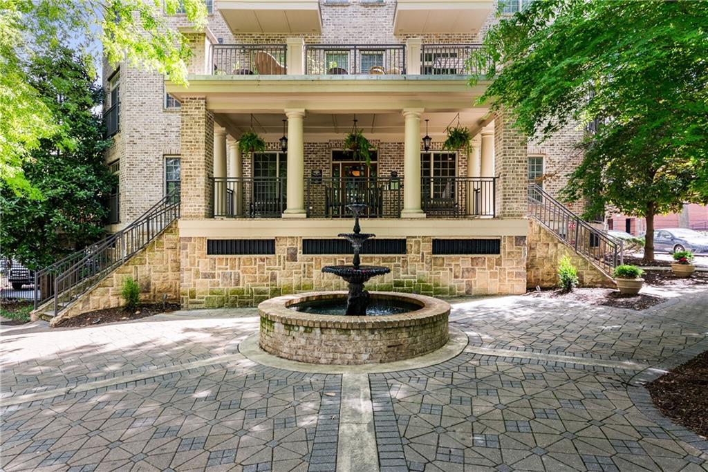 1055 Piedmont Avenue NE Unit 215
