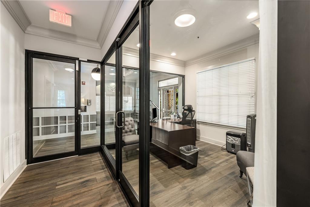 1055 Piedmont Avenue NE Unit 215