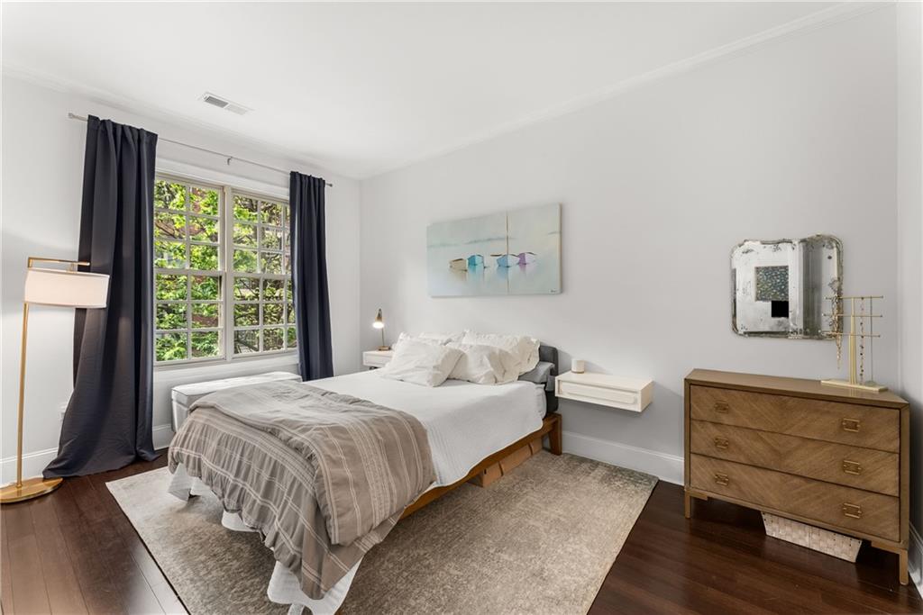 1055 Piedmont Avenue NE Unit 215