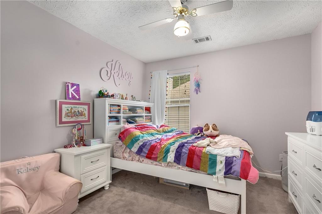 1355 Pinebreeze Way