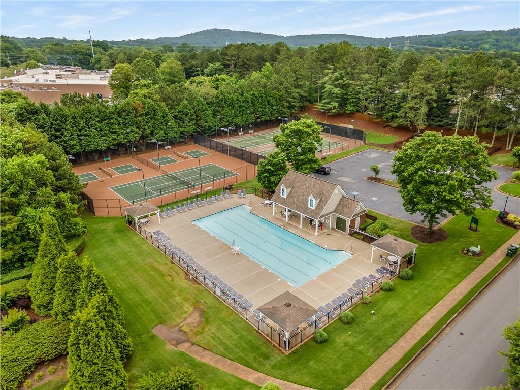 1355 Pinebreeze Way