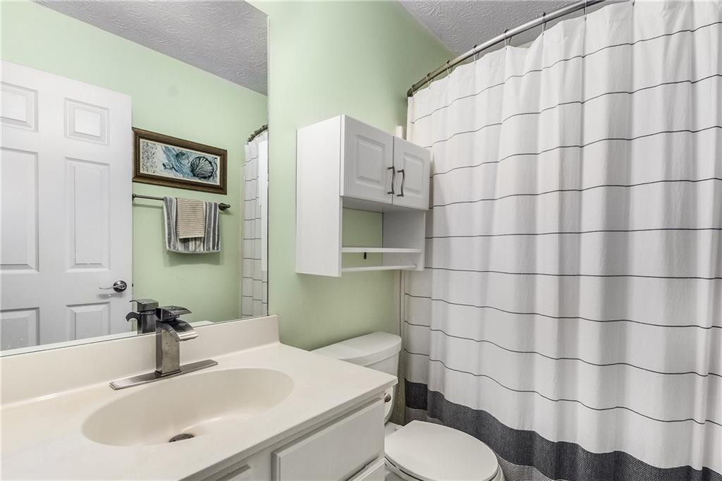 1355 Pinebreeze Way