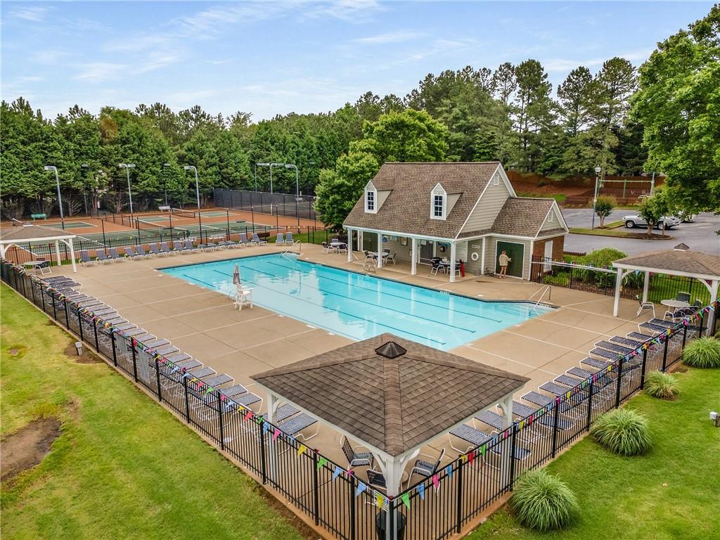1355 Pinebreeze Way