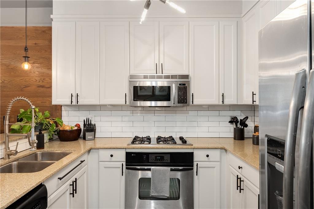 273 12th Street NE Unit 115