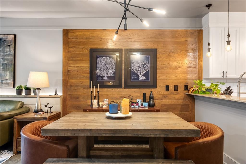 273 12th Street NE Unit 115