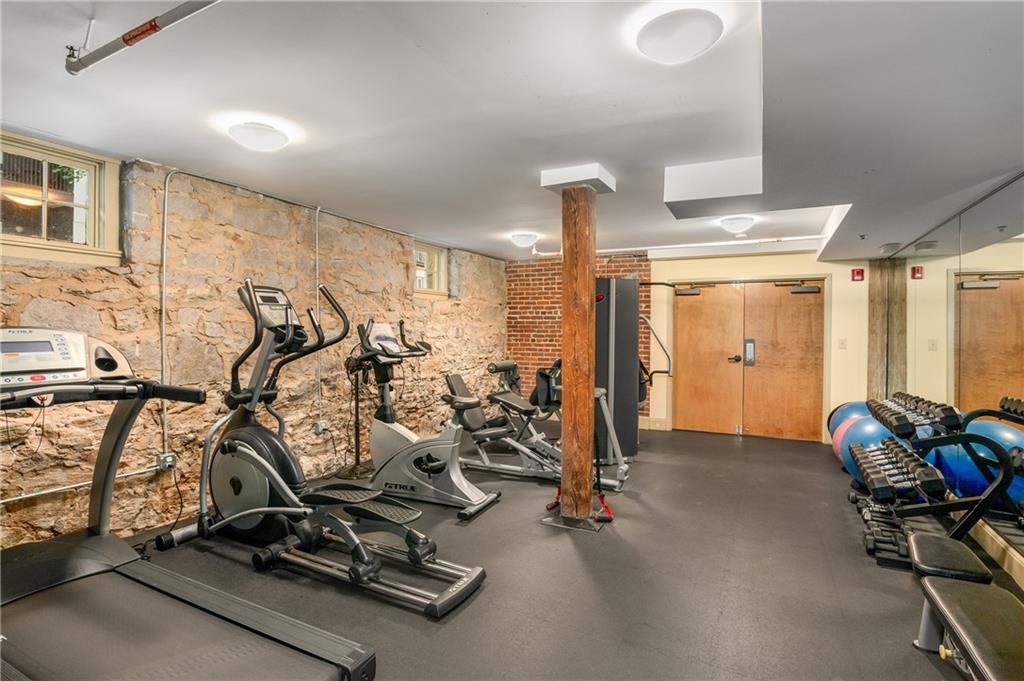 273 12th Street NE Unit 115