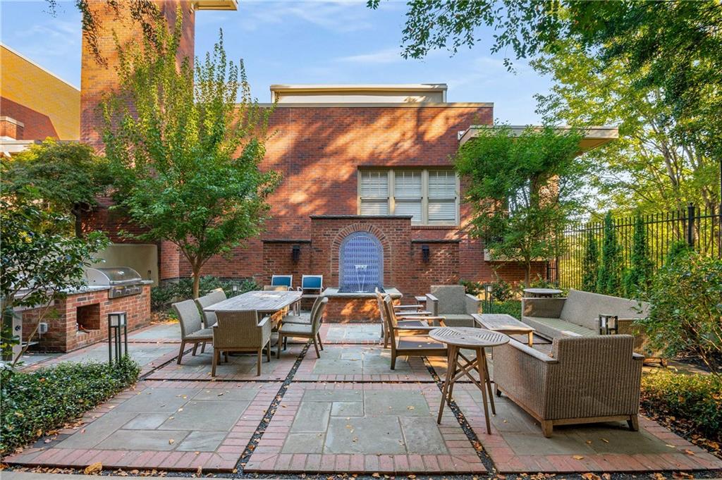 273 12th Street NE Unit 115