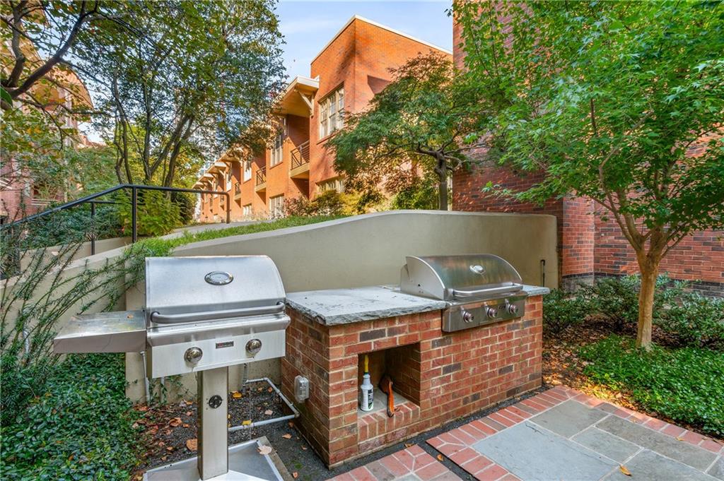 273 12th Street NE Unit 115