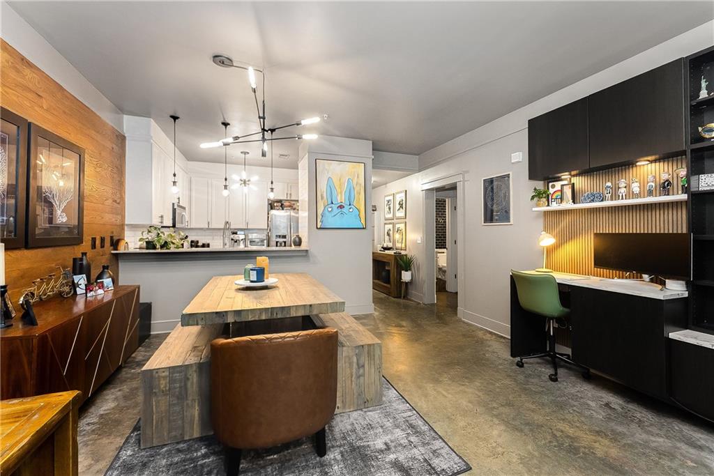 273 12th Street NE Unit 115