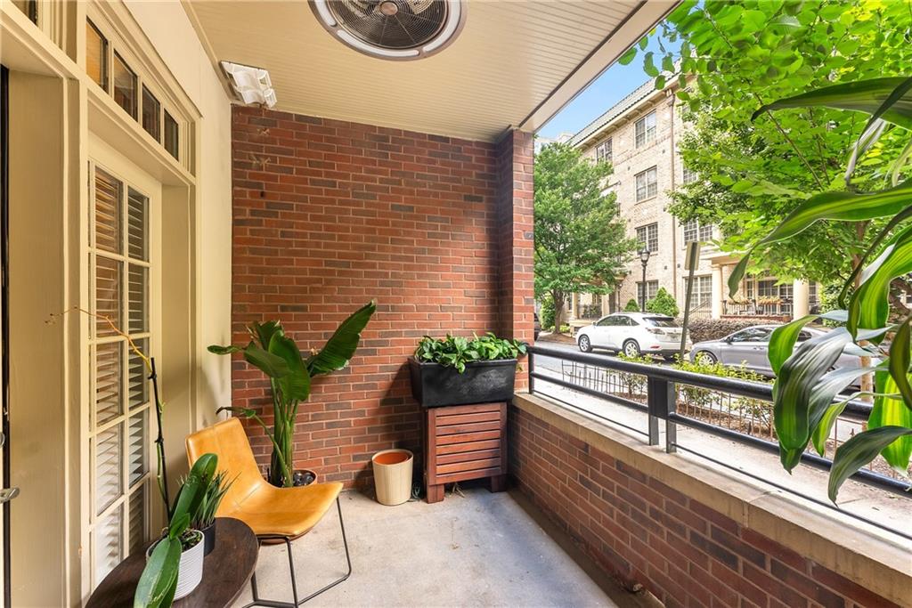 273 12th Street NE Unit 115