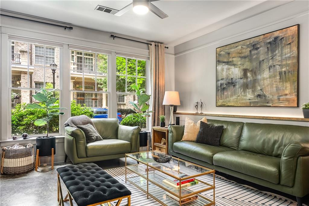 273 12th Street NE Unit 115