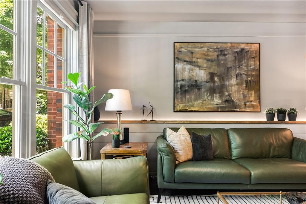 273 12th Street NE Unit 115
