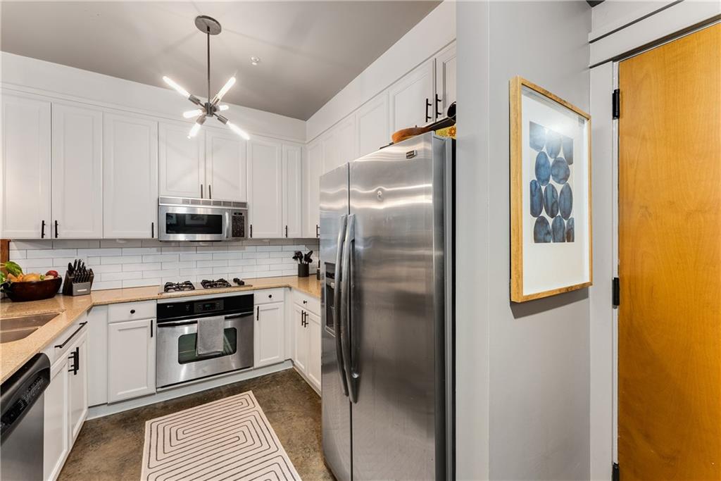 273 12th Street NE Unit 115