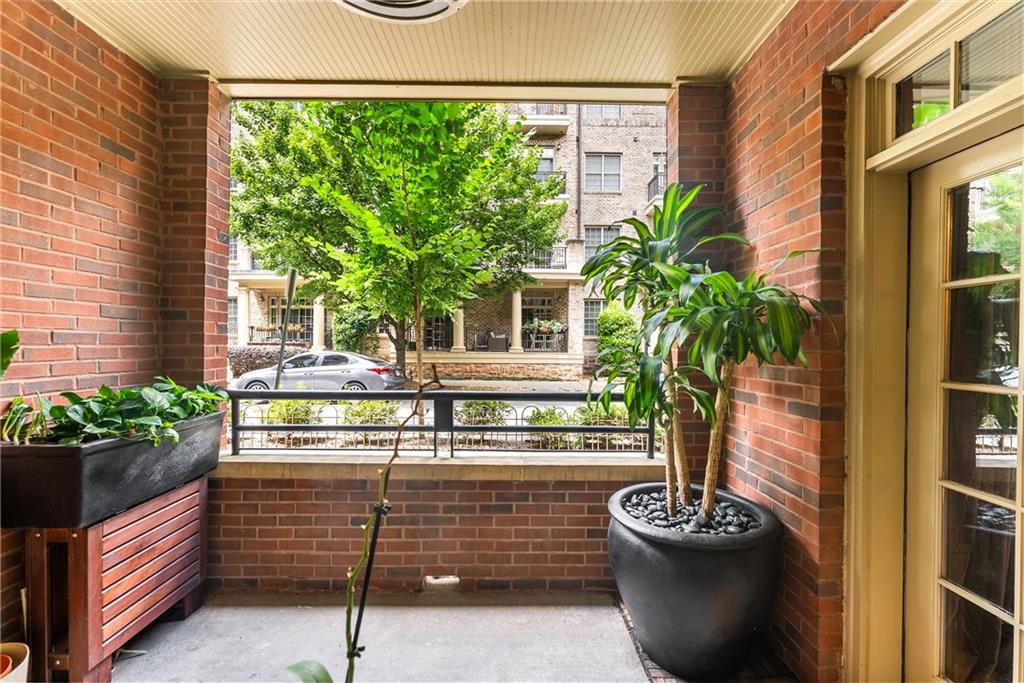 273 12th Street NE Unit 115