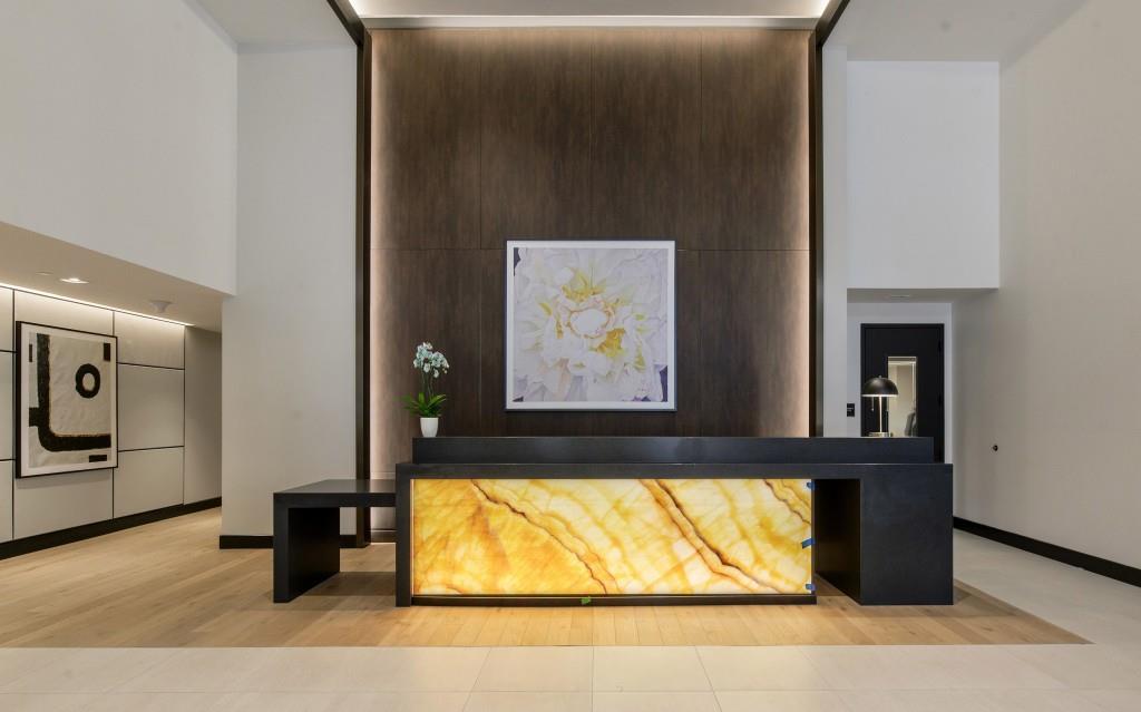 2425 Peachtree Road NE Unit 1006