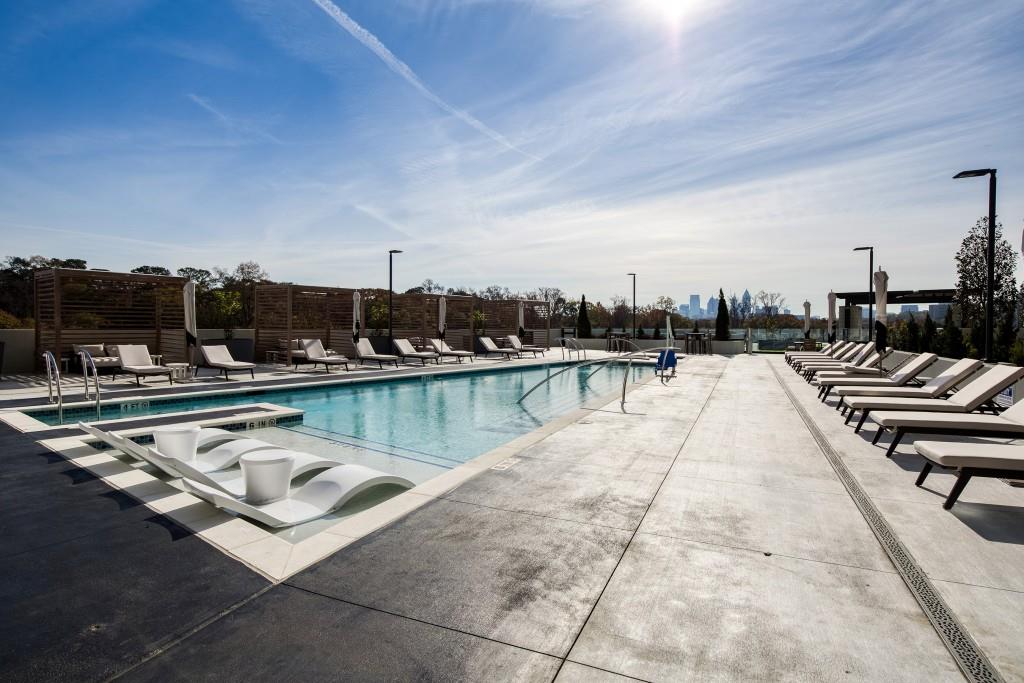 2425 Peachtree Road NE Unit 1006