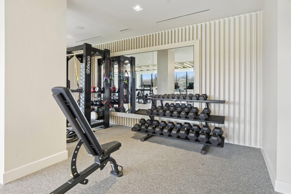 2425 Peachtree Road NE Unit 1006