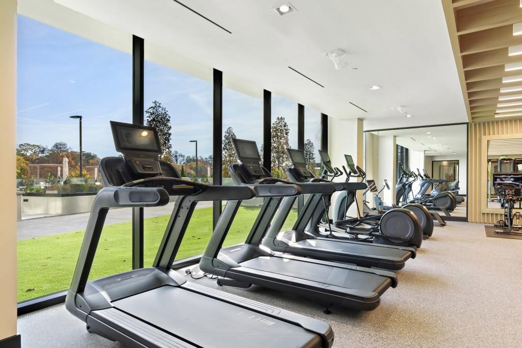 2425 Peachtree Road NE Unit 1006